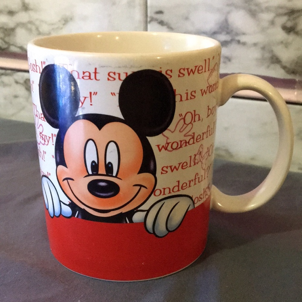 Disney Minnie Mouse Red Mug - Picture 3 of 4